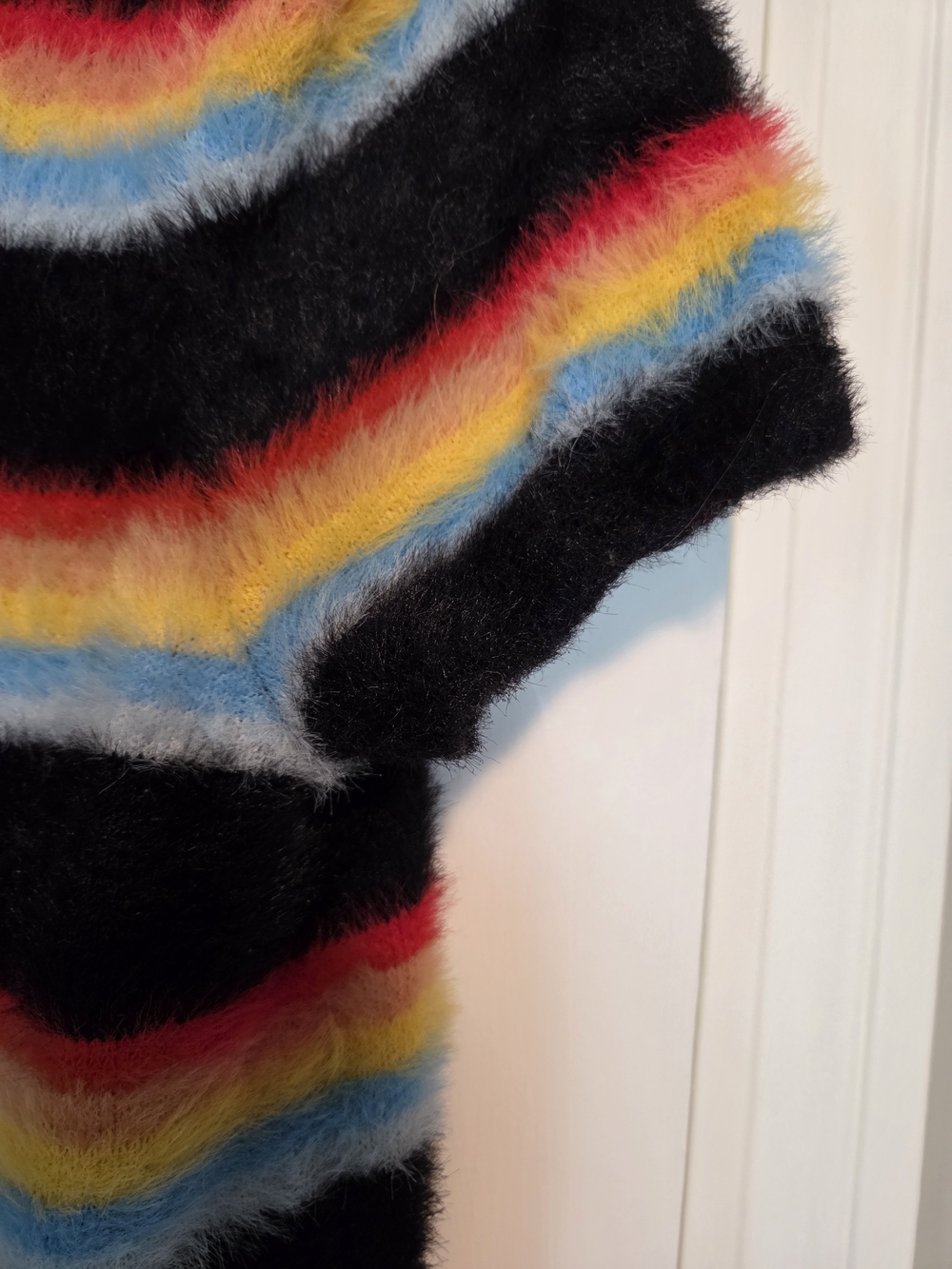 No Boundaries Black Fuzzy Short Sleeve Tee with Rainbow Stripes - Picture 5 of 7